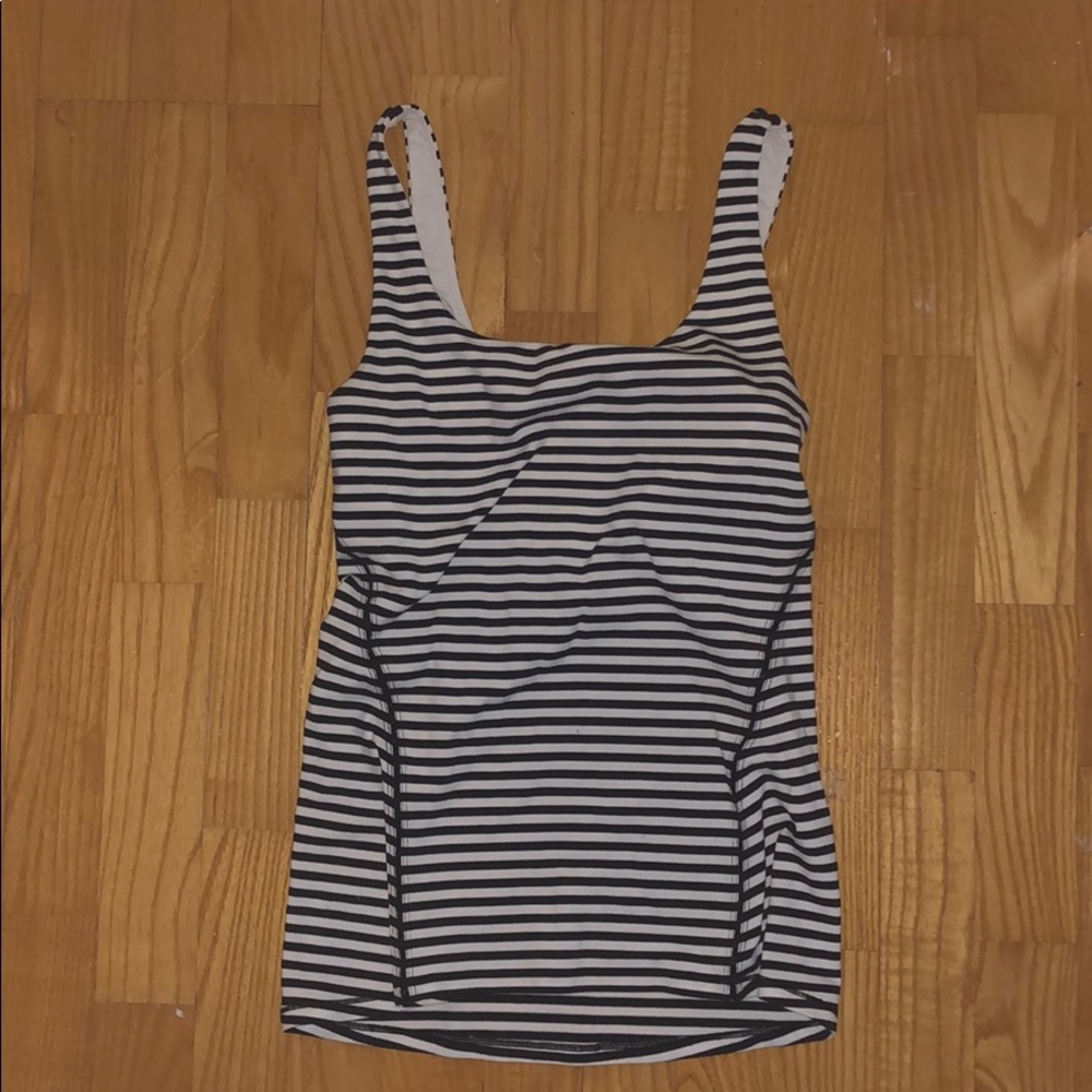 Lululemon tank